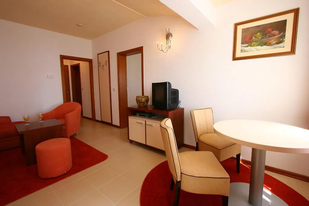 *** Pensionat Villa Segetski Dvori Donji Seget Kroatien