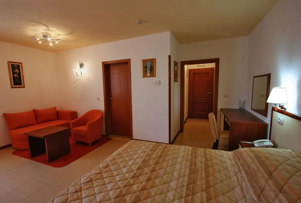 Pensionat Villa Segetski Dvori Donji Seget