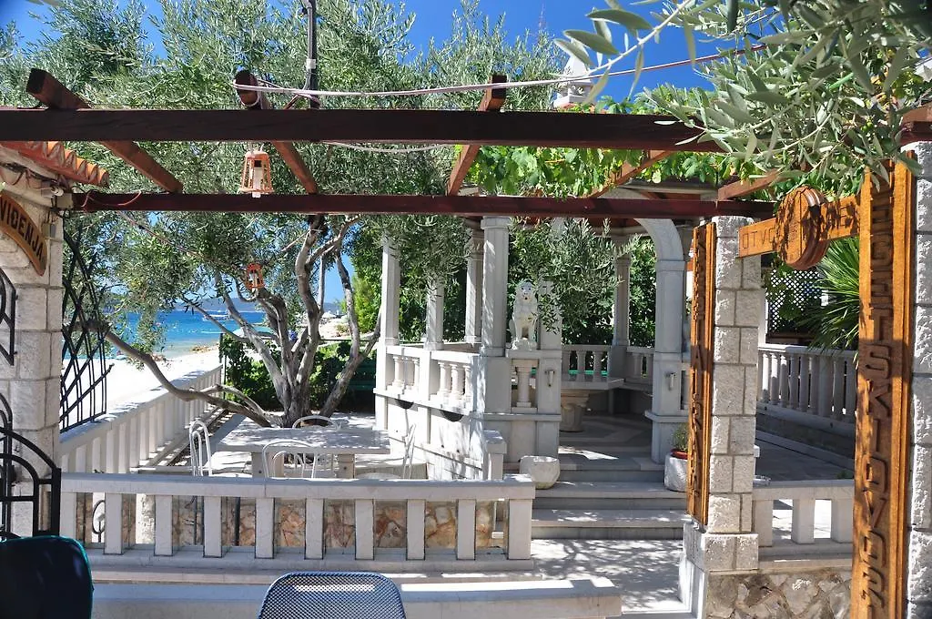 Villa Segetski Dvori Donji Seget Kroatien