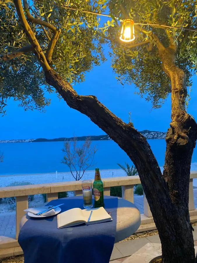 Villa Segetski Dvori - Tradition Since 1964 Seget Donji Guest house